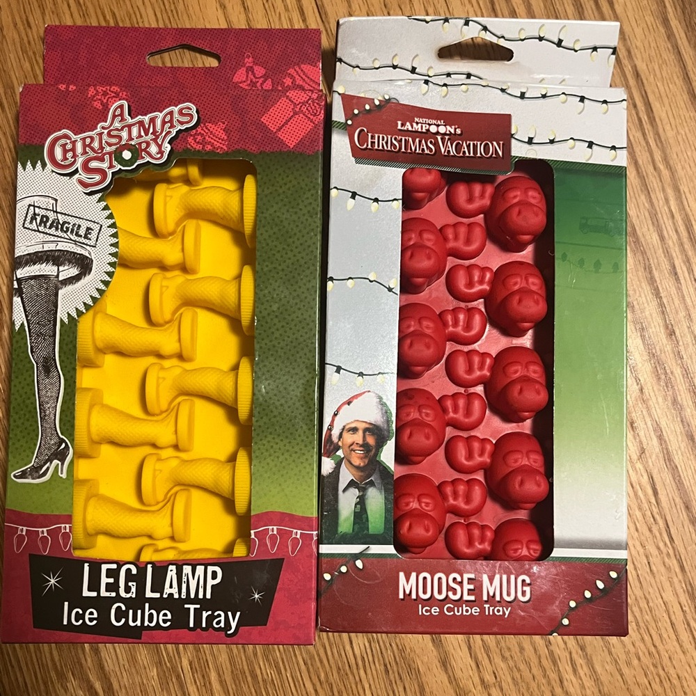 National Lampoons Christmas Vacation MOOSE MUG/ Christmas Story Lamp Cube Trays